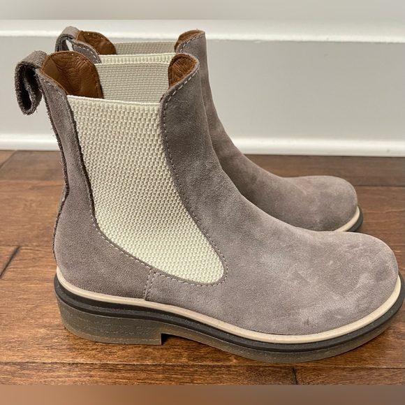 Bueno Free People Wanda Chelsea Taupe Suede Ankle Boots Size 36 (6) - Picture 3 of 10